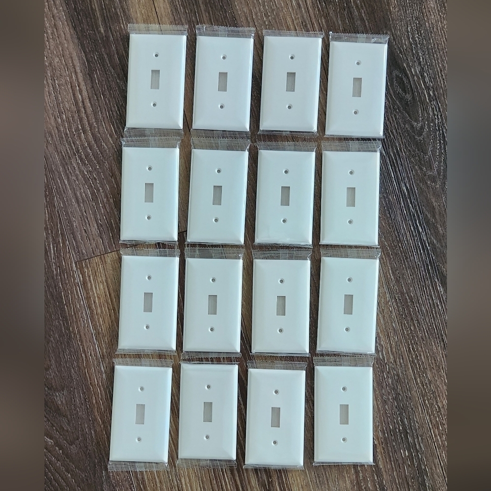 16 Hyper Tough Wallplates, Single Switch, White, 5in, 53142-T1 - NEW in package